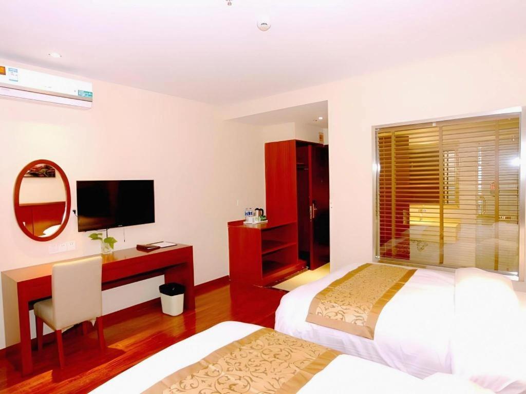 Greentree Songjiang Wanda Plaza Rongmei Road Express