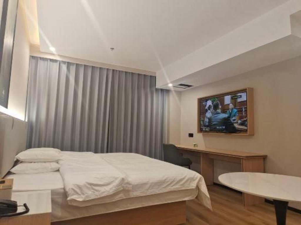 Greentree Songjiang Wanda Plaza Rongmei Road Express Hotel