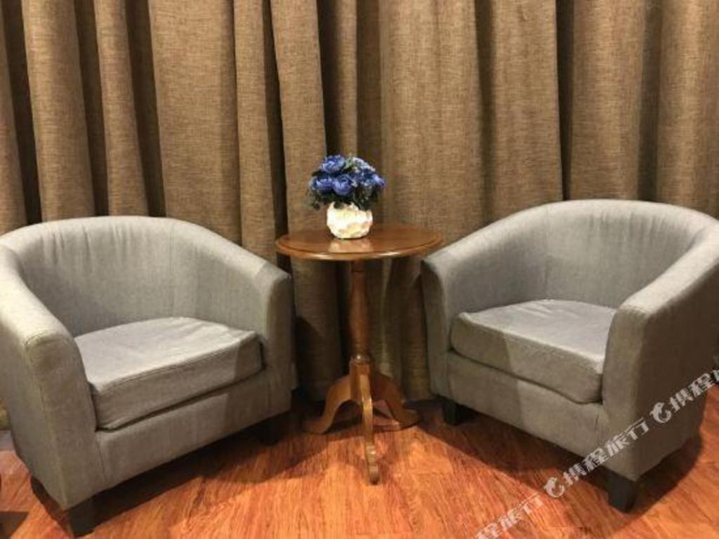 Greentree Songjiang Wanda Plaza Rongmei Road Express 3*