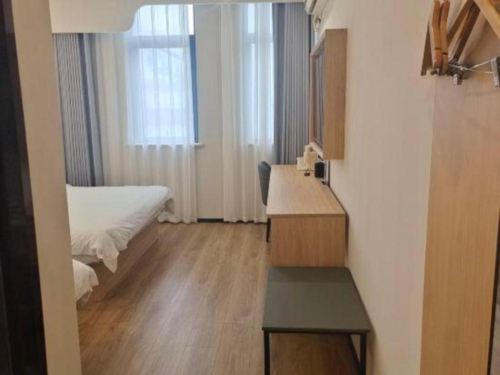 Greentree Songjiang Wanda Plaza Rongmei Road Express