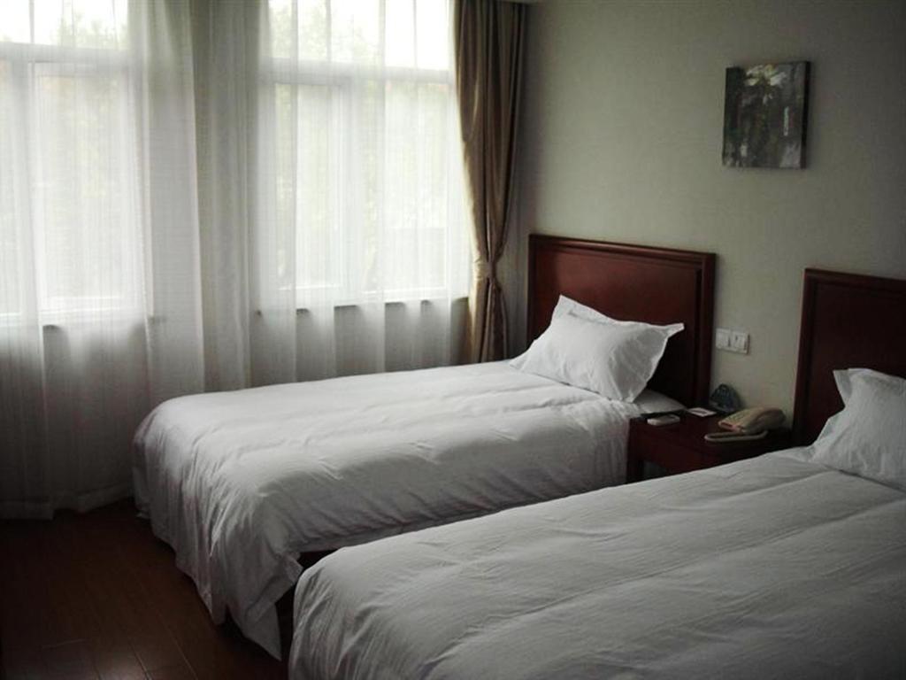 Greentree Songjiang Wanda Plaza Rongmei Road Express Shanghai